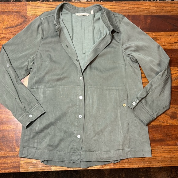 Soft Surroundings Womens Blouse Shacket Size M Roll Tab Green Pockets Casual - Picture 2 of 12